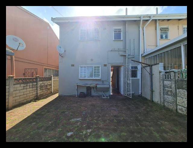 3 BEDROOM HOUSE FOR SALE IN GROVE END